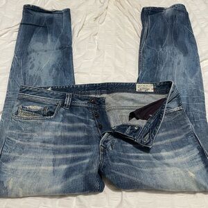 DIESEL JEANS SIZE 34/32